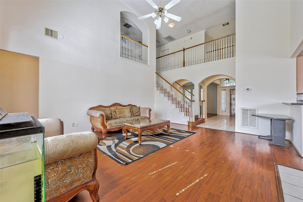 6806 Rhodes Court - Photo 14