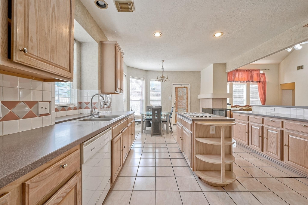 6806 Rhodes Court - Photo 23
