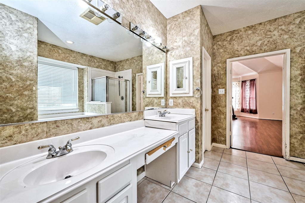 6806 Rhodes Court - Photo 42