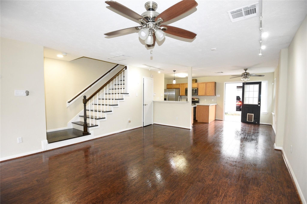 1008 Andrews Street - Photo 5