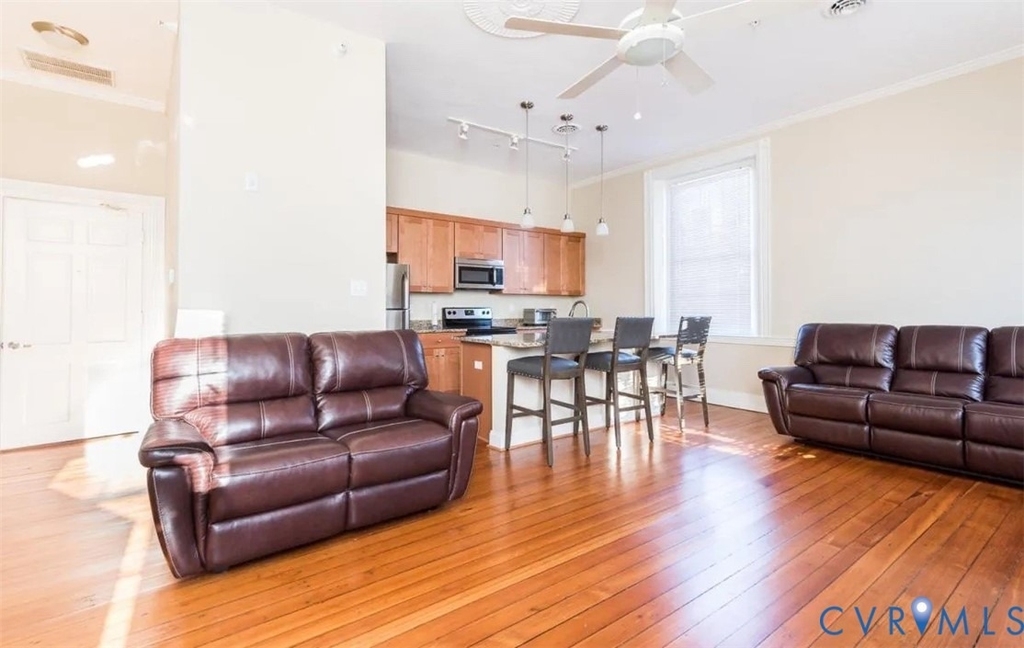 1144 W Grace Street - Photo 6