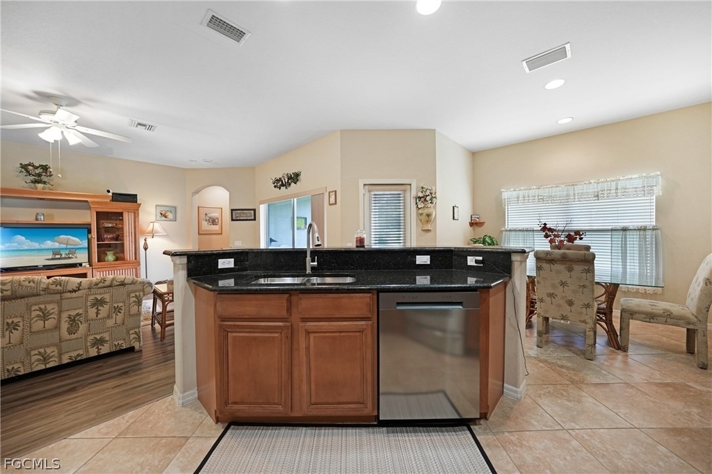 2454 Blackburn Circle - Photo 2