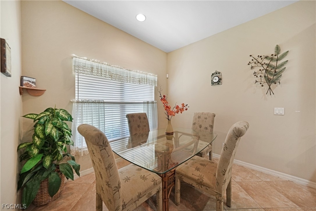 2454 Blackburn Circle - Photo 12