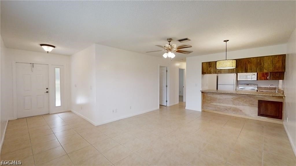 2303 Ne 6th Street - Photo 0