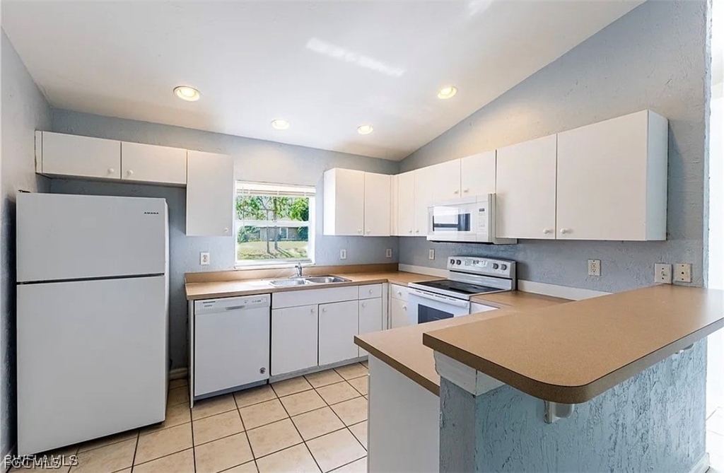 4716 1st Street Sw - Photo 12