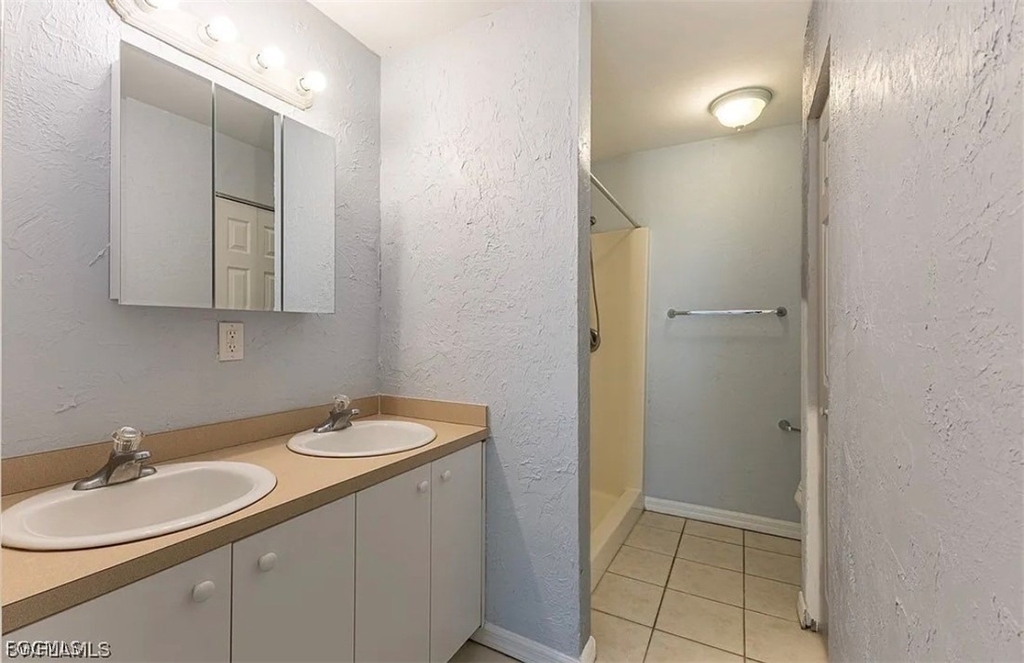 4716 1st Street Sw - Photo 8