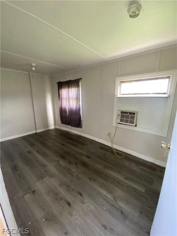8086 Heck Drive - Photo 4