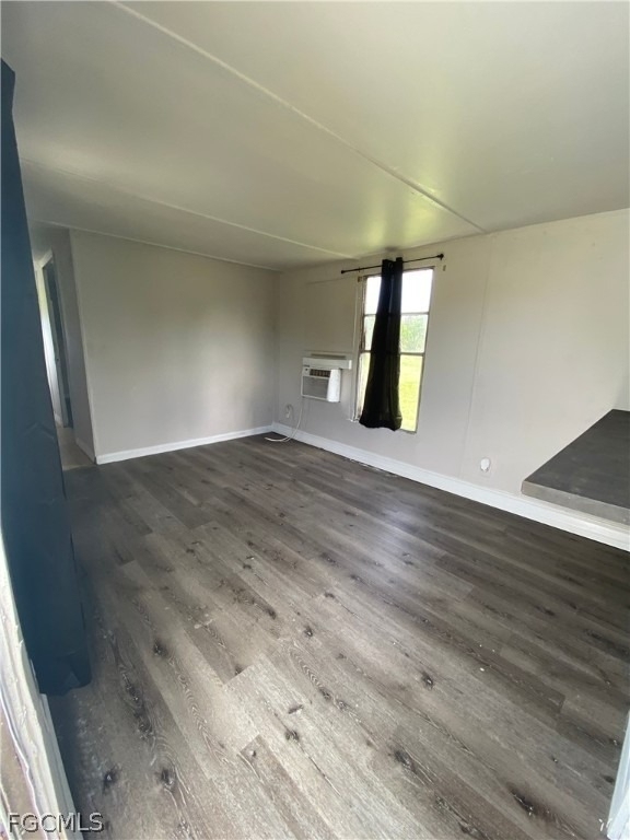 8086 Heck Drive - Photo 2