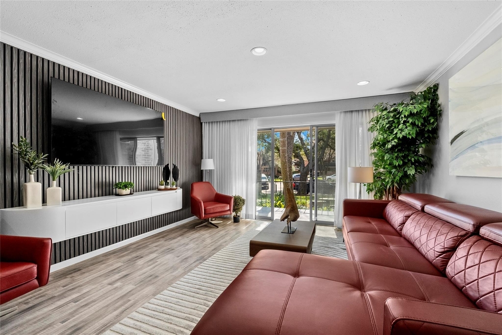 604 S Ripple Creek Drive - Photo 8