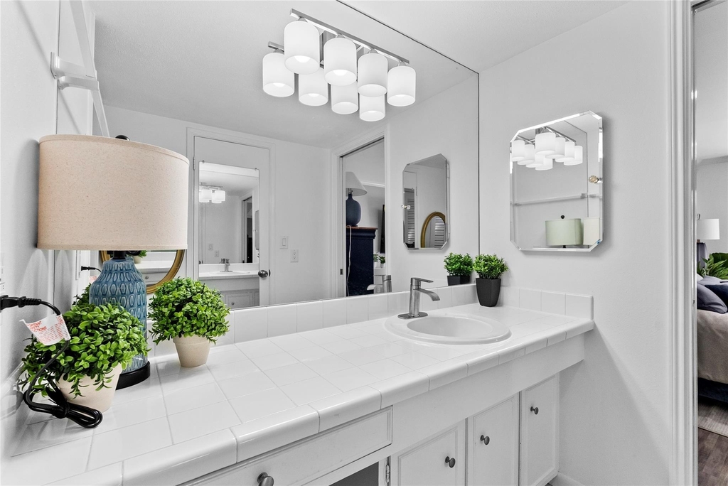 604 S Ripple Creek Drive - Photo 18