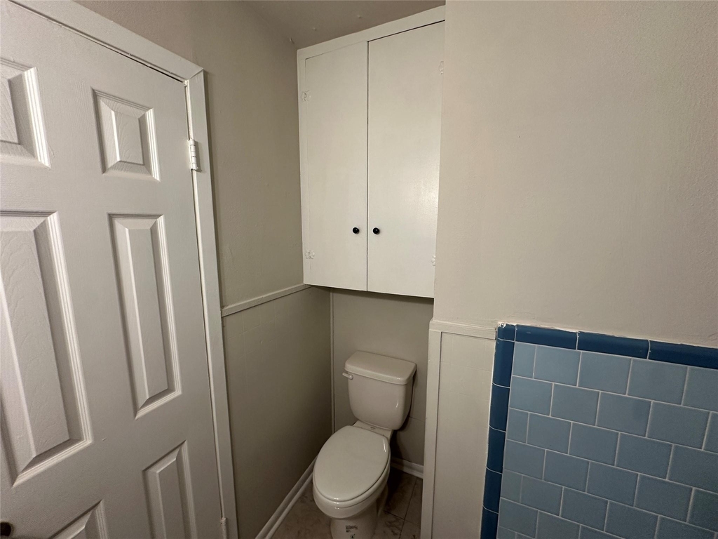 2721 Napoleon Street - Photo 18