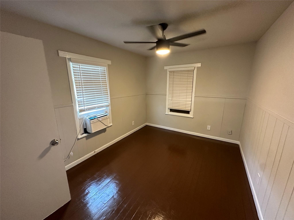 2721 Napoleon Street - Photo 2