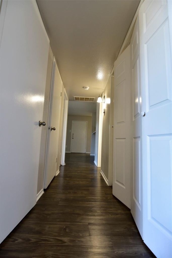 14403 Pavilion Point - Photo 8