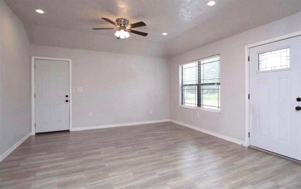 995 Junell Street - Photo 4