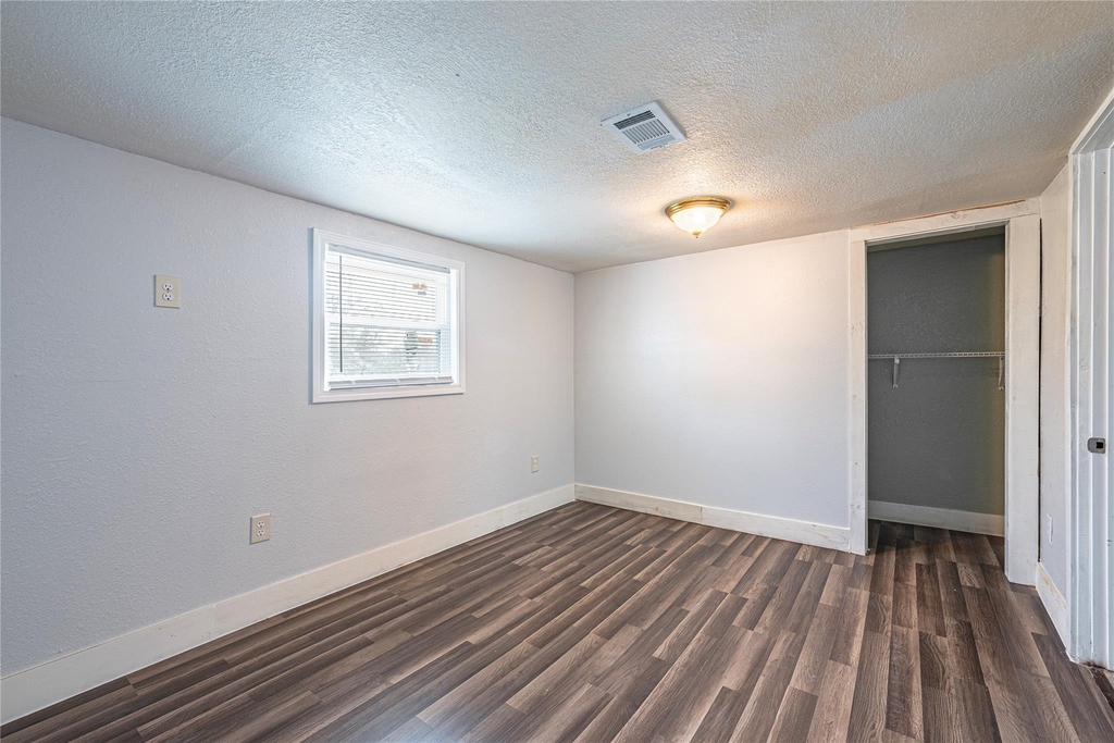 1210 56th Street - Photo 6