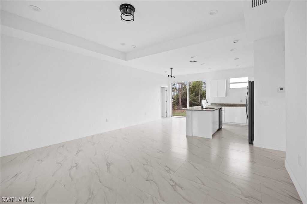 1923 Sunniland Boulevard - Photo 4