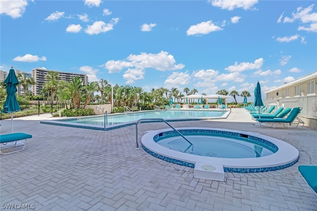 4041 Gulf Shore Boulevard N - Photo 32