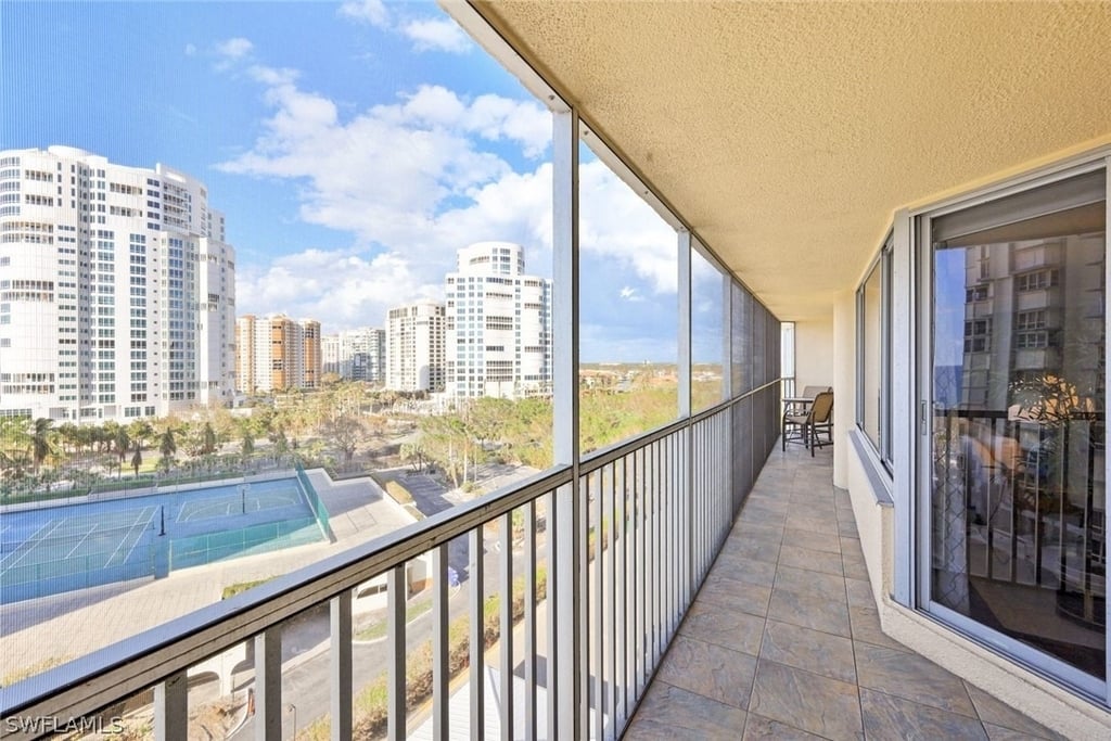 4041 Gulf Shore Boulevard N - Photo 4