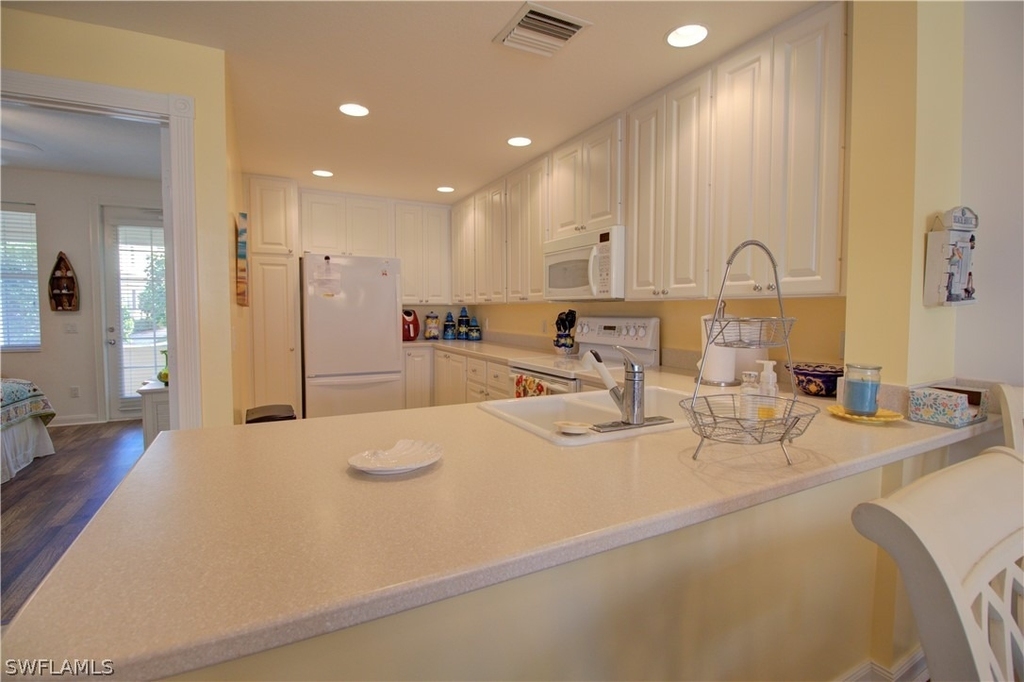 8109 Chianti Lane - Photo 6