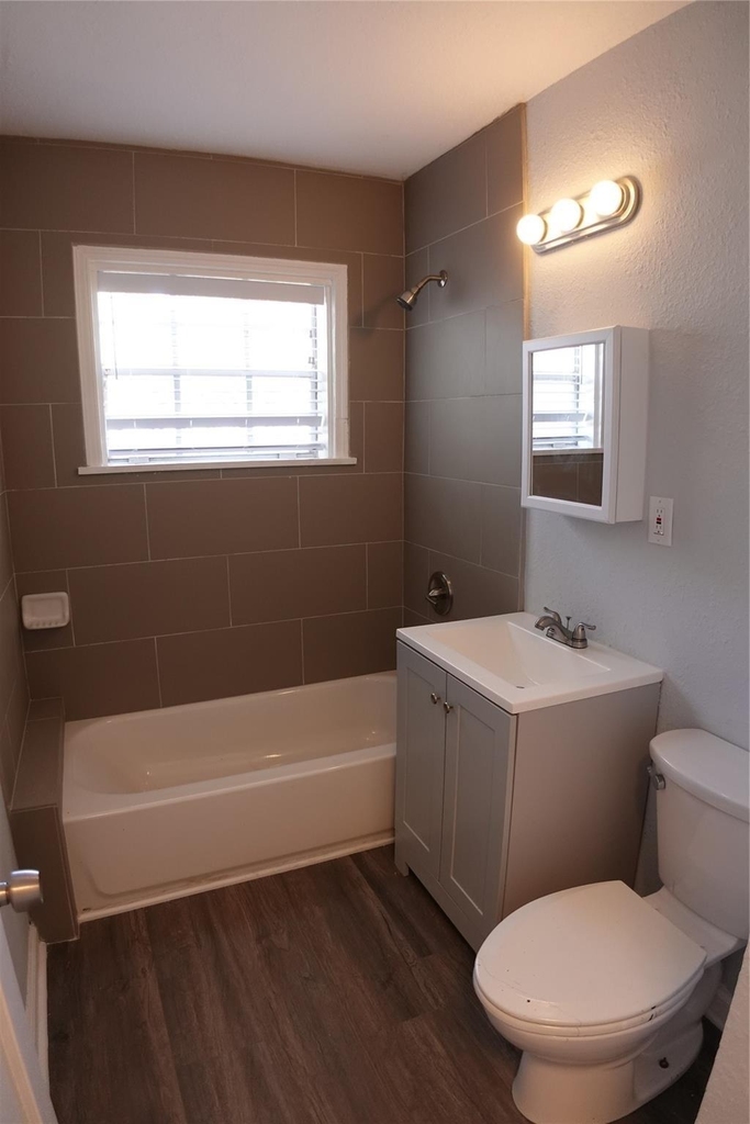 3320 Blodgett - Photo 7