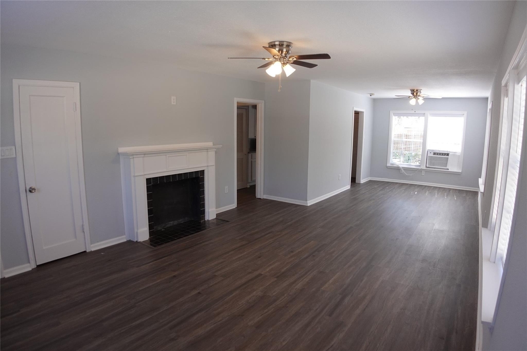 3320 Blodgett - Photo 1