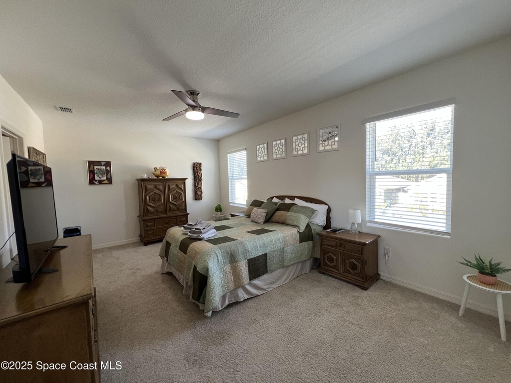976 Trinity Street - Photo 44