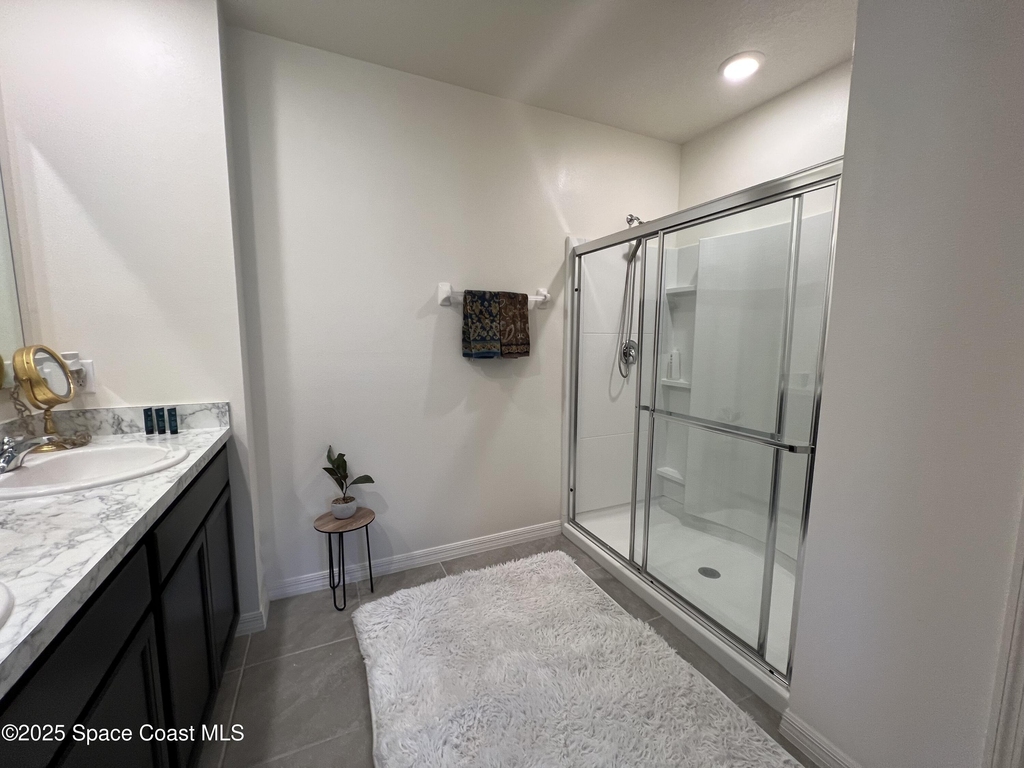 976 Trinity Street - Photo 33