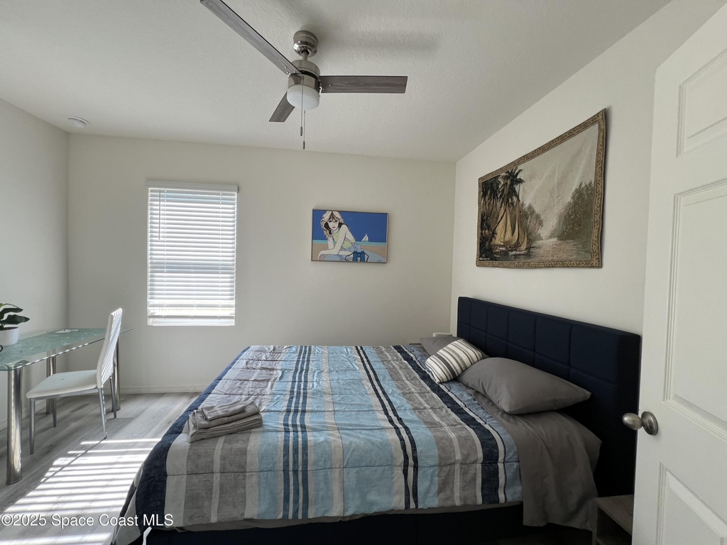 976 Trinity Street - Photo 10