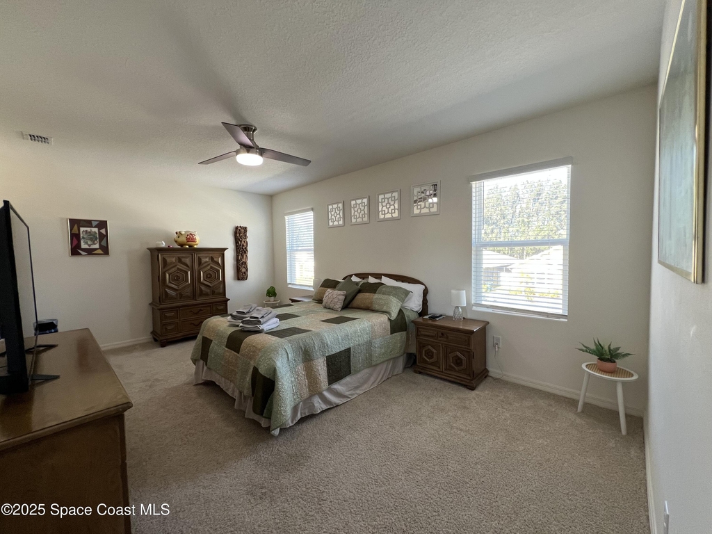 976 Trinity Street - Photo 42