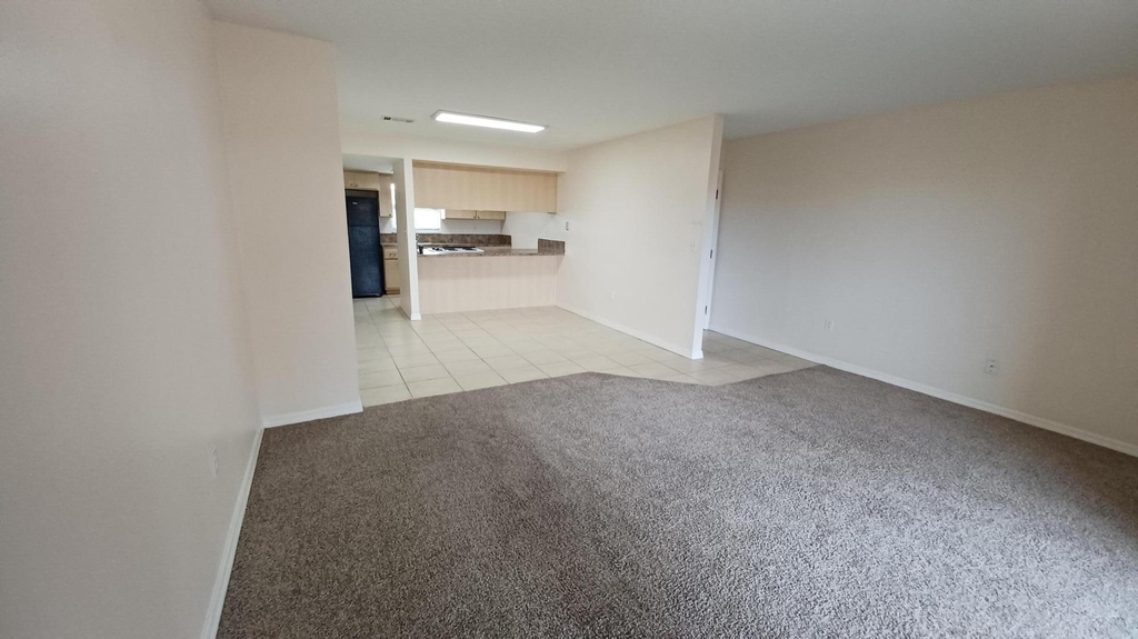 280 Ulster Lane - Photo 3