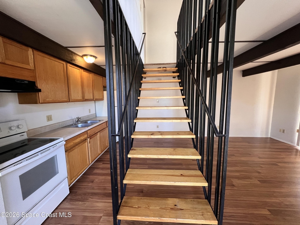 4818 Overlook Drive Ne - Photo 1