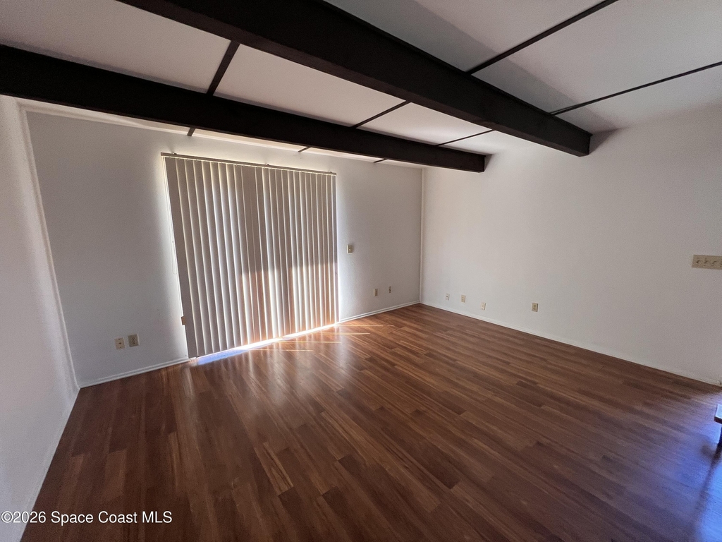 4818 Overlook Drive Ne - Photo 5