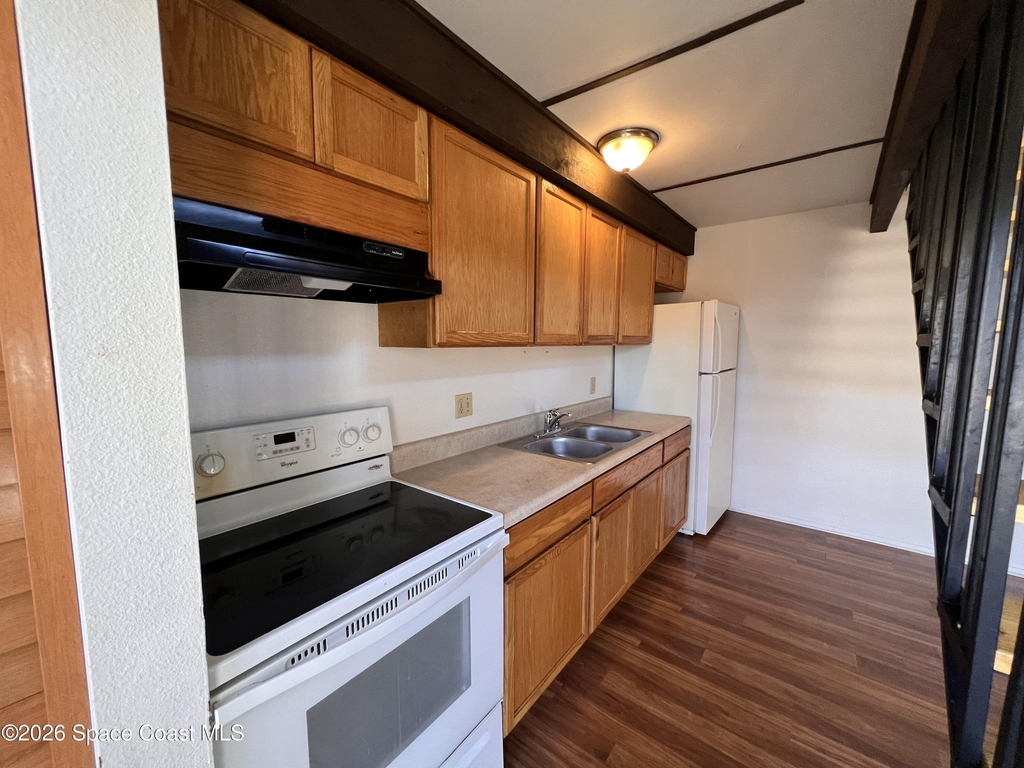 4818 Overlook Drive Ne - Photo 3