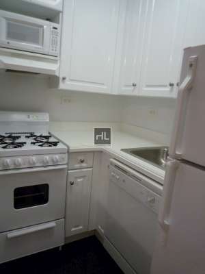 West 16 Street - Photo 1
