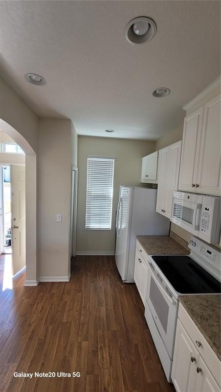 8810 Walnut Gable Court - Photo 3