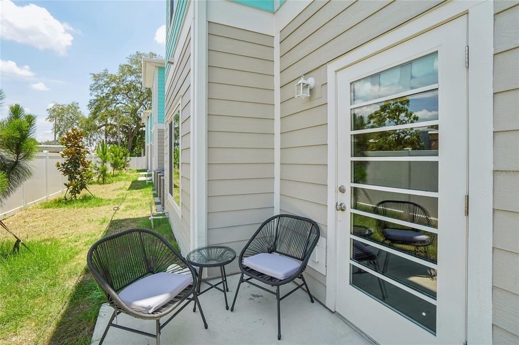 14524 N Nebraska Avenue - Photo 9