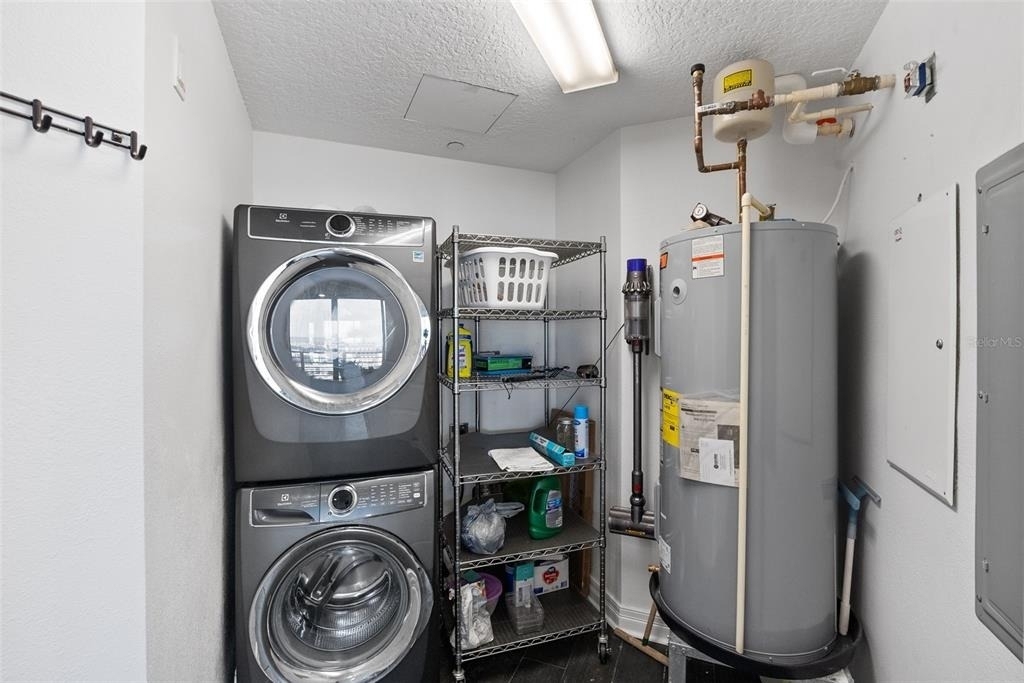 1209 E Cumberland Avenue - Photo 12