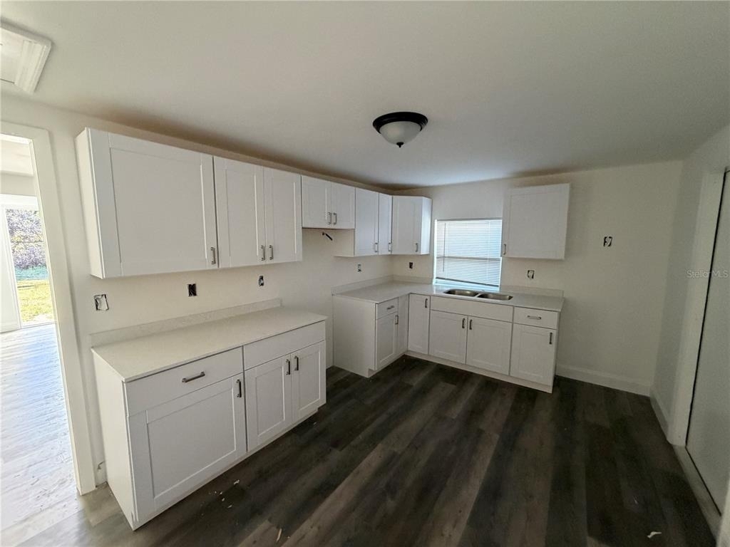 12599 Nw 38th Avenue - Photo 19