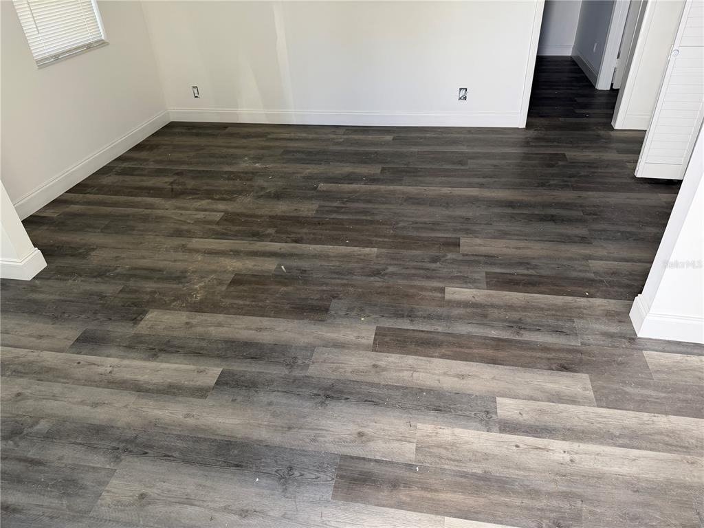 12599 Nw 38th Avenue - Photo 5