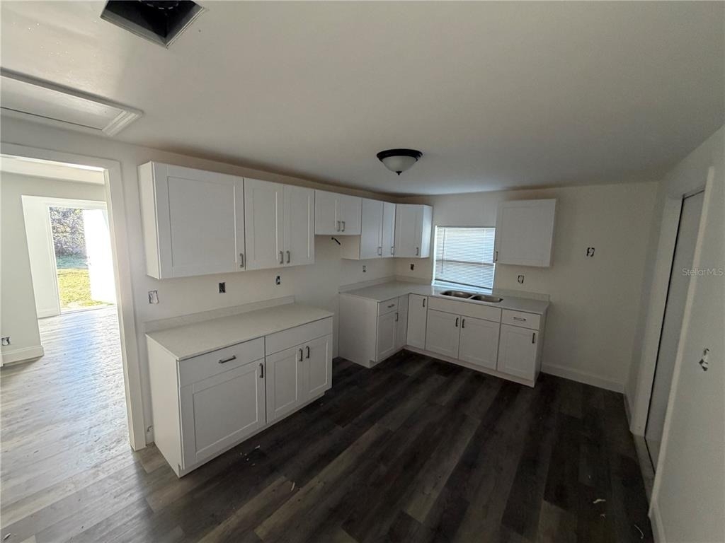12599 Nw 38th Avenue - Photo 18