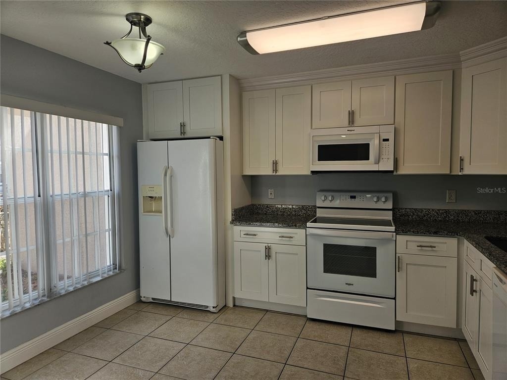 2321 Water View Loop - Photo 2