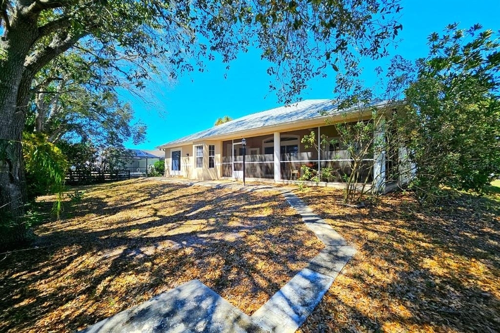 1440 Graham Circle - Photo 30