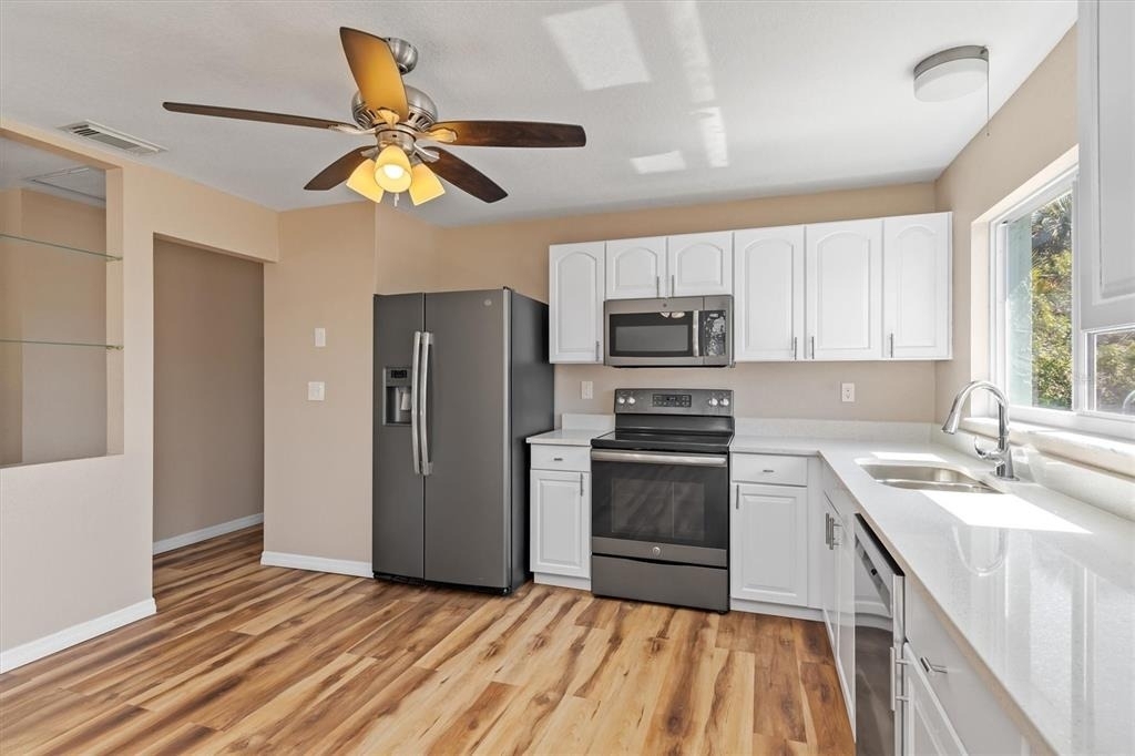 18019 Avonsdale Circle - Photo 8