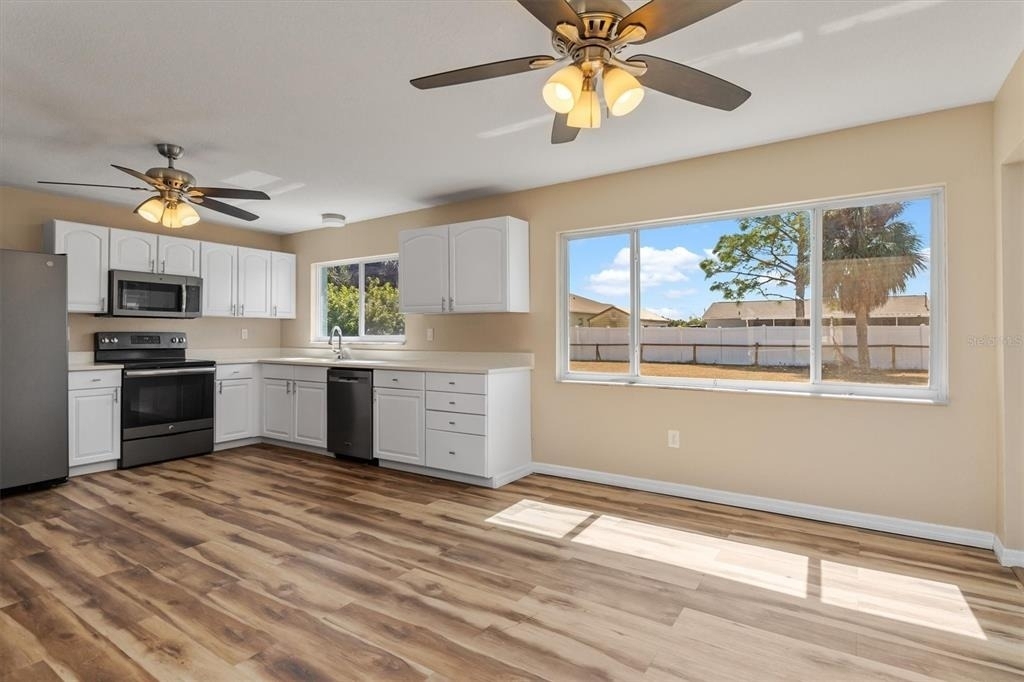 18019 Avonsdale Circle - Photo 6
