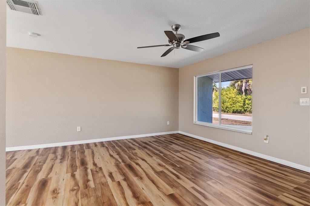 18019 Avonsdale Circle - Photo 4