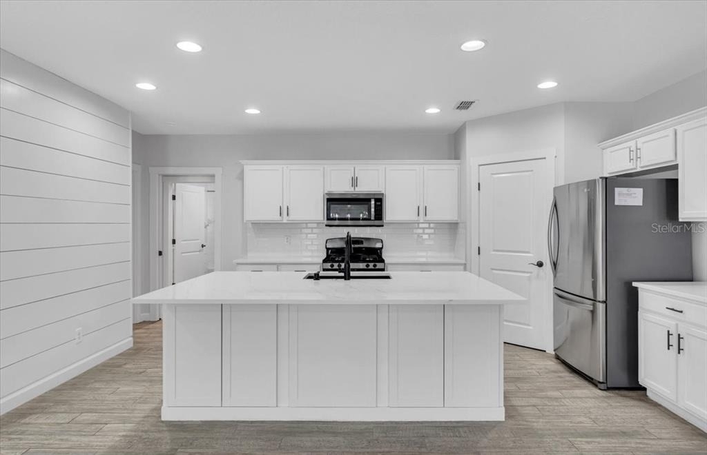 11790 Forest Park Circle - Photo 18