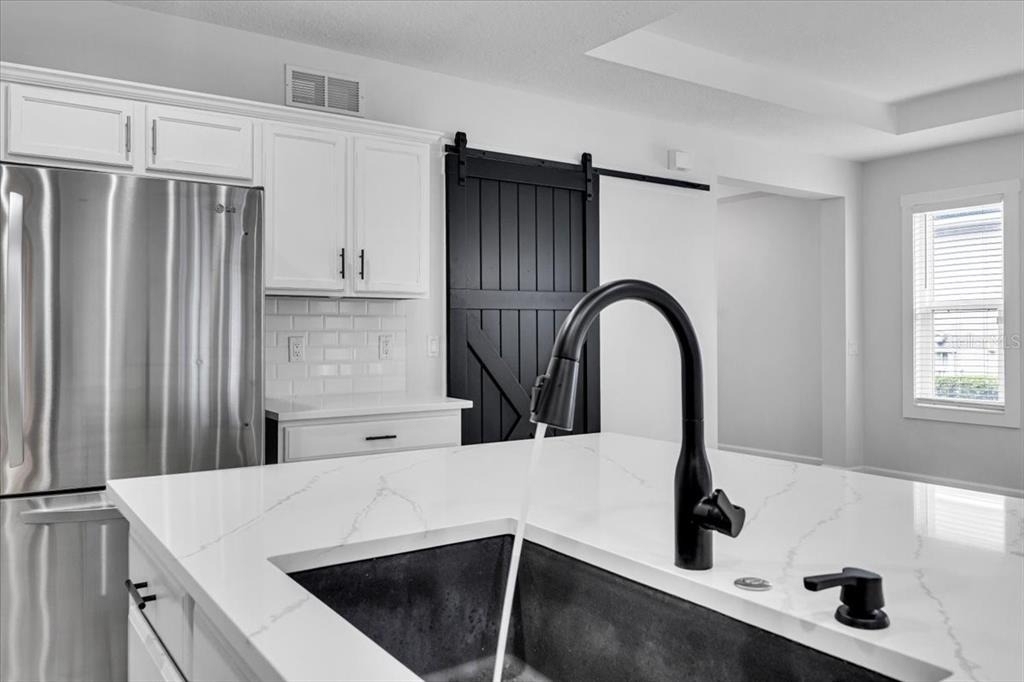 11790 Forest Park Circle - Photo 14