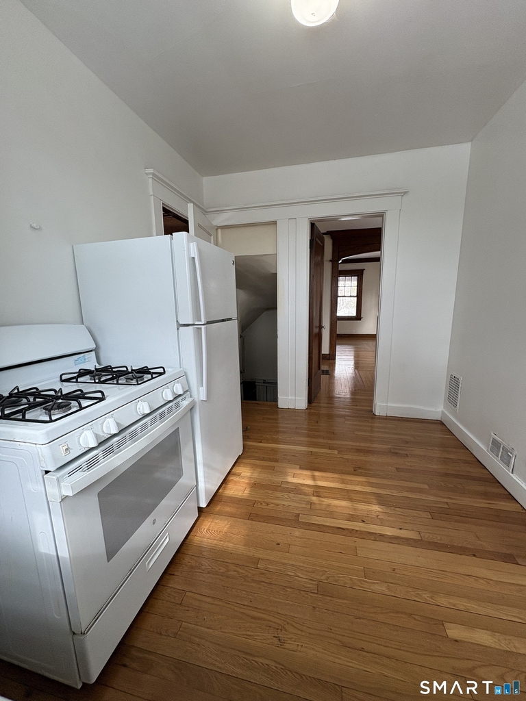 49 Hubinger Street - Photo 4