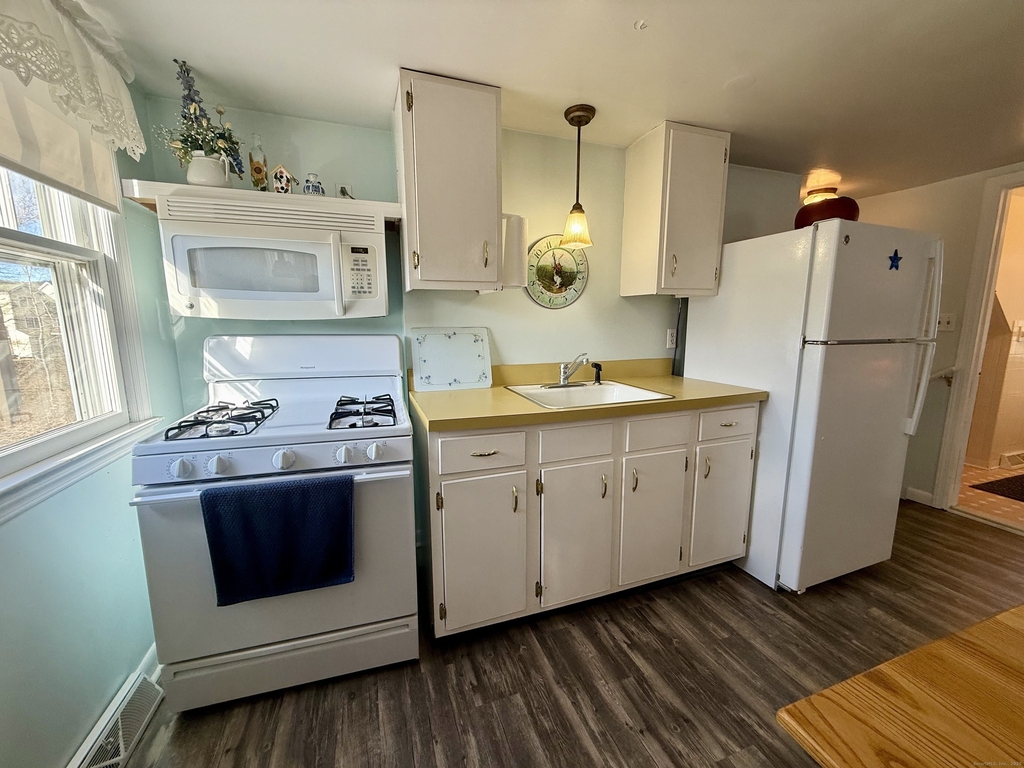 176 Pocono Road - Photo 6