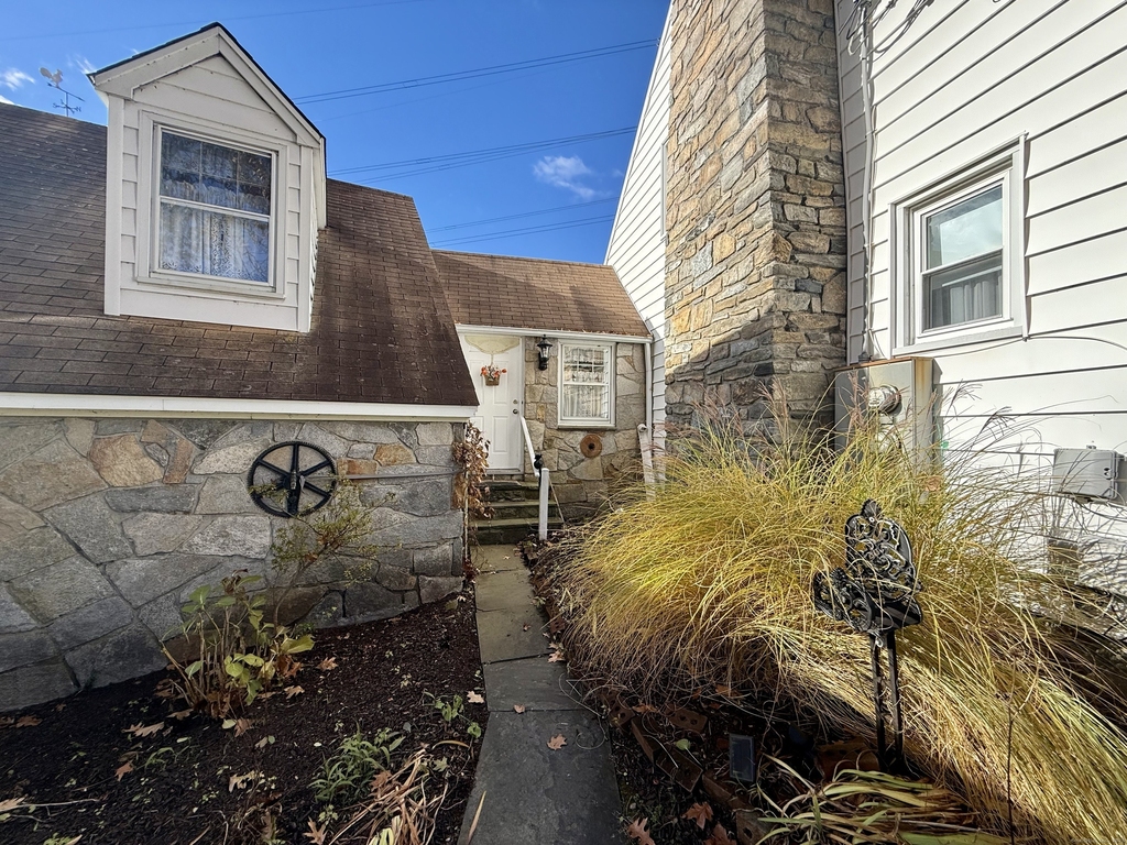 176 Pocono Road - Photo 11